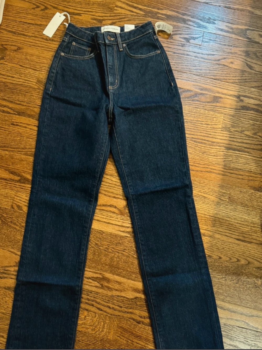 Aritzia Denim Forum Rowan Super High-Rise
Straight Jeans